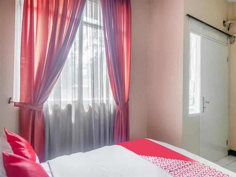 Oyo 3146 Emerald Hill Telukjambe Ngoại thất bức ảnh